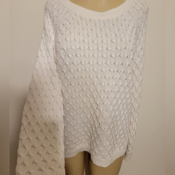 Old Navy Large Cream Sweater Comfy Oversized Textured Wedge - Picture 2 of 6
